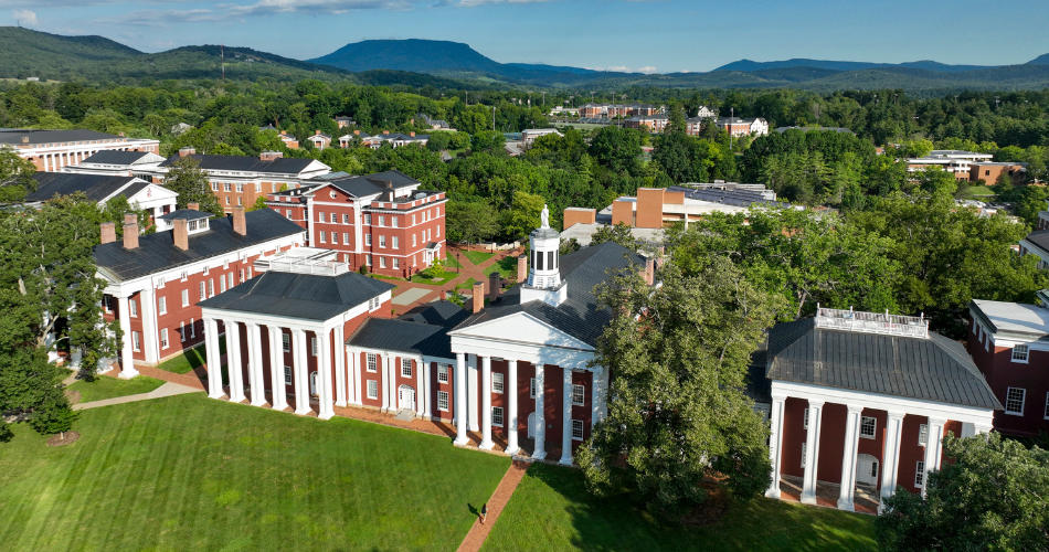 Aug01-1 picture of W&L campus